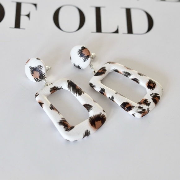 Leopard Abstract Leather Style Earrings Hoops Dangle Post - Picture 1 of 3